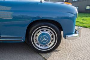 Bild 31/31 von Mercedes-Benz 220 a (1955)