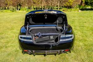 Image 22/39 of Aston Martin DBS Volante (2011)