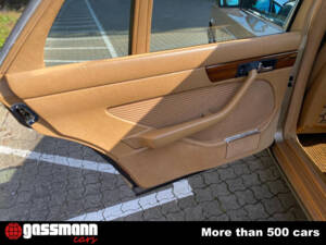 Image 12/13 of Mercedes-Benz 420 SEL (1986)