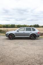Bild 16/40 von Porsche Cayenne Turbo S (2006)