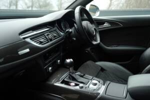 Immagine 21/50 di Audi RS6 Avant (2015)