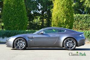 Image 2/50 de Aston Martin V8 Vantage (2005)