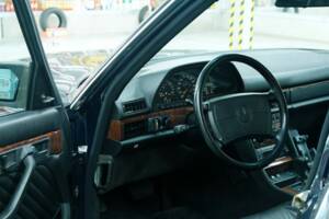 Bild 38/50 von Mercedes-Benz 500 SEL (1990)