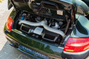 Bild 29/37 von Porsche 911 GT2 (2008)
