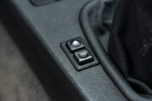 Image 23/37 of BMW M3 Sport Evo (1990)