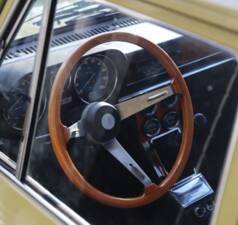 Image 19/22 de Alfa Romeo Giulia Nuova Super 1300 (1975)