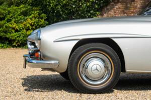 Image 14/50 de Mercedes-Benz 190 SL (1960)