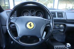 Bild 35/50 von Ferrari F 355 Berlinetta (1996)