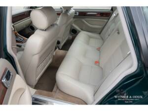 Bild 26/34 von Jaguar XJ6 3.2 Executive (1997)