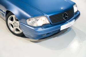 Image 15/35 of Mercedes-Benz SL 320 (1998)
