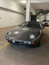 Image 4/21 of Porsche 928 S (1986)