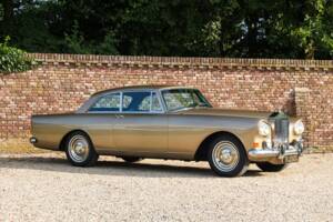 Image 44/50 of Rolls-Royce Silver Cloud III "Chinese Eyes" (1965)