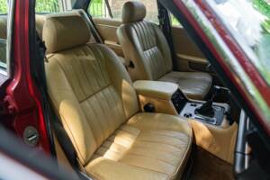 Bild 27/50 von Jaguar XJ 6 4.2 (1981)