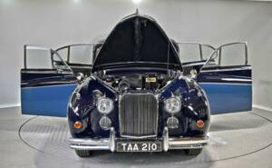 Image 17/50 of Jaguar Mk VIII (1958)
