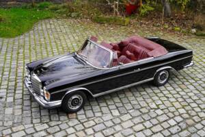 Immagine 1/14 di Mercedes-Benz 280 SE 3,5 (1970)