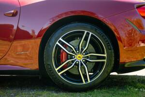 Bild 14/50 von Ferrari FF (2012)