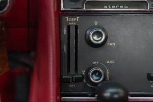 Image 45/50 de Mercedes-Benz 450 SL (1977)