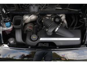Bild 29/29 von Porsche 911 Carrera 4S (2006)