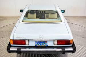 Immagine 4/50 di Mercedes-Benz 450 SL (1978)