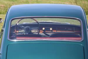 Bild 37/50 von FIAT 1300 Vignale (1965)