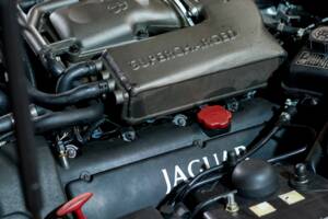 Bild 55/55 von Jaguar XKR (2000)