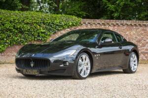 Image 22/50 of Maserati GranTurismo S (2008)