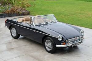 Afbeelding 10/50 van MG MGB (1973)