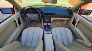 Image 18/100 of Mercedes-Benz 300 SL-24 (1991)