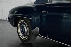 Image 39/50 de Mercedes-Benz 190 SL (1957)