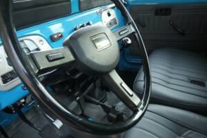 Bild 28/50 von Toyota Land Cruiser BJ 45 (1982)