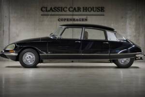 Image 33/98 de Citroën DS 21 Pallas (1971)