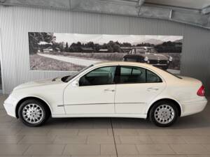 Image 1/14 of Mercedes-Benz E 200 Kompressor (2006)