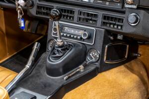 Image 20/34 de Jaguar Type E V12 (1972)