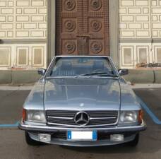 Immagine 5/22 di Mercedes-Benz 500 SL (1985)