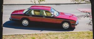 Bild 2/35 von Daimler Double Six (1993)