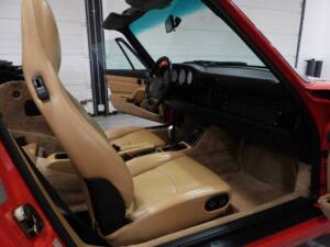 Afbeelding 4/10 van Porsche 911 Carrera 4 (1995)