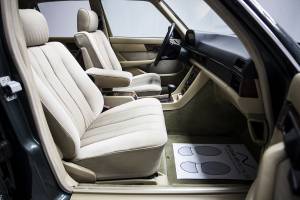 Immagine 12/29 di Mercedes-Benz 420 SE (1989)