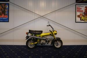Image 3/25 of Honda ST 50 Dax (1900)
