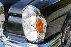 Imagen 47/53 de Mercedes-Benz 280 SE 3,5 (1970)