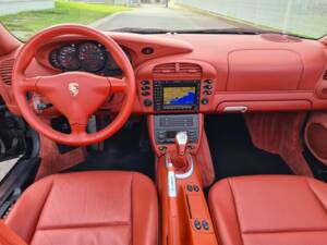 Bild 9/20 von Porsche 911 Carrera 4S (2005)