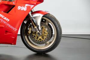 Immagine 19/50 di Ducati 996 (2000)