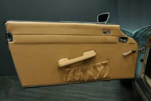 Bild 10/50 von Mercedes-Benz 280 SL (1971)