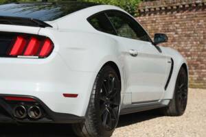 Image 43/50 of Ford Mustang Shelby GT 350 (2017)