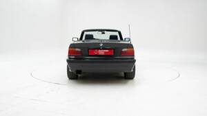 Image 7/15 of BMW 325i (1993)