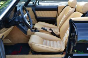 Image 12/50 of Alfa Romeo 2.0 Spider (1990)