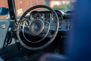 Bild 29/69 von Mercedes-Benz 230 SL (1967)