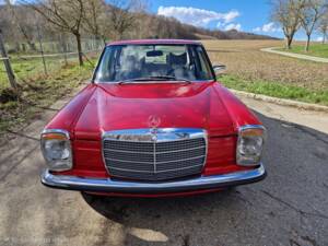 Image 2/6 de Mercedes-Benz 200 D (1975)