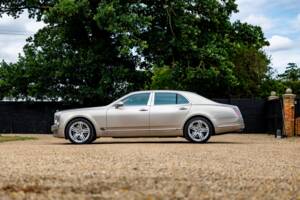 Image 11/50 of Bentley Mulsanne (2011)