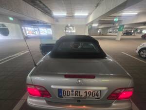 Bild 7/14 von Mercedes-Benz CLK 320 (1999)