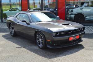 Bild 2/35 von Dodge Challenger SXT (2019)